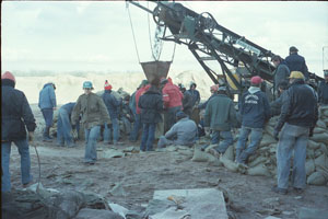 Crew members filling sandbags in Winnipeg, April 30, 1979 